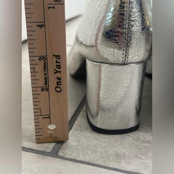 BC Footwear By Seychelles - Unforgettable Ankle Boot in Silver- size 8.5 - NWOB - Picture 8 of 13